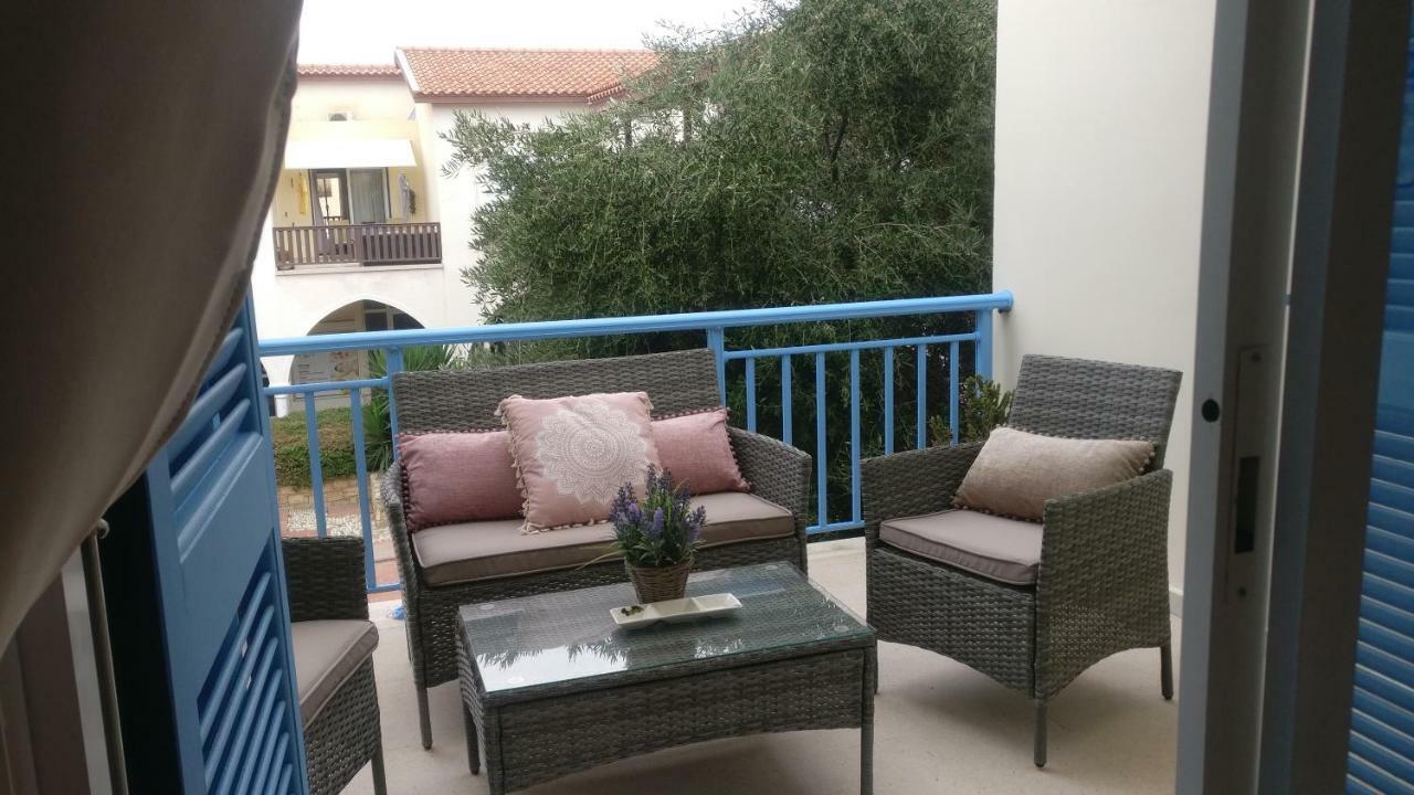 Limnaria West Park Apartment *